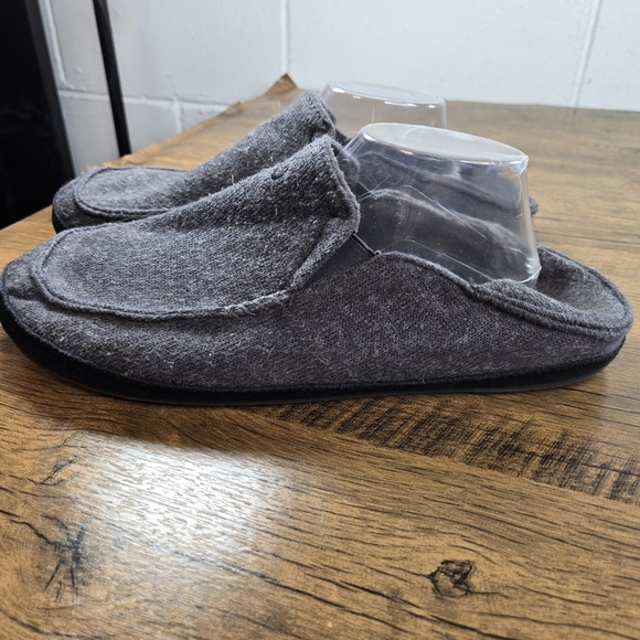 Olukai Moloa Huku Gray Textile Slip On Shoes - Picture 9 of 10
